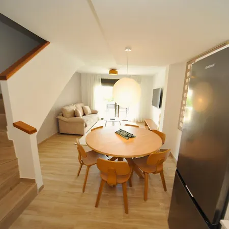 Orange Park Duplex Atico Familiar Premium 度假居 *